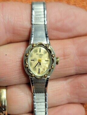 Vintage 1966 Bulova Ladies' Wristwatch manual wind
